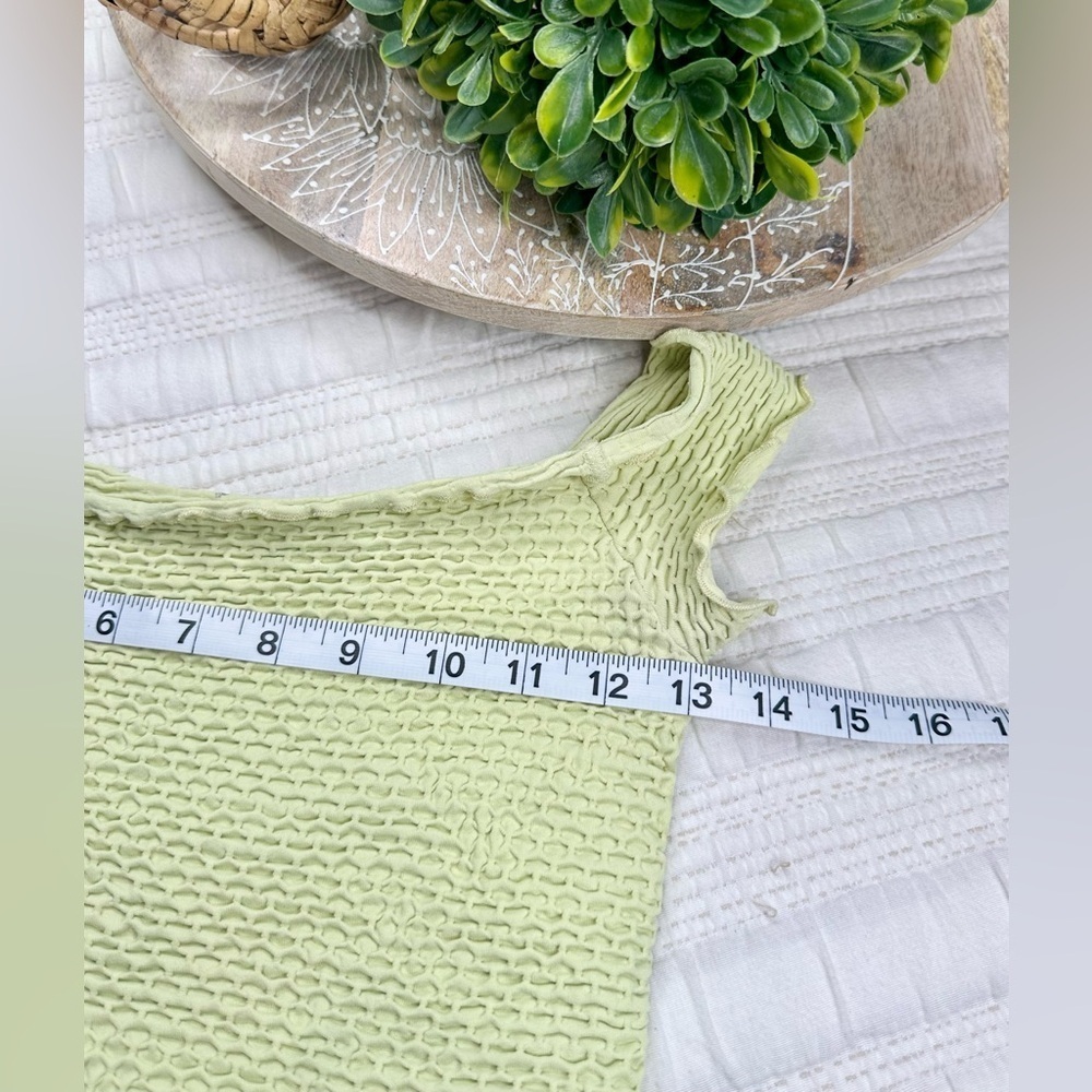 Free People Intimately Smocked Crop Top in Sleepylime Size XS/S - Picture 8 of 9